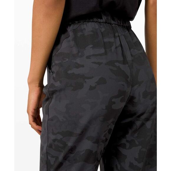 LULULEMON Keep Moving Pant 7/8 High-Rise Sz 2 Incognito Camo Multi Grey - Picture 4 of 10